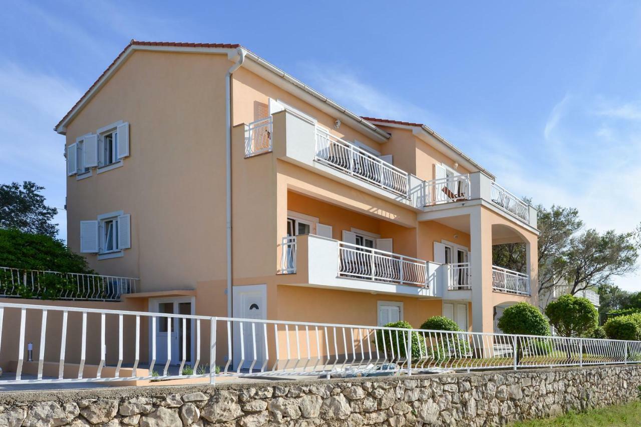 Cecilia Apartments Lun  Exterior photo